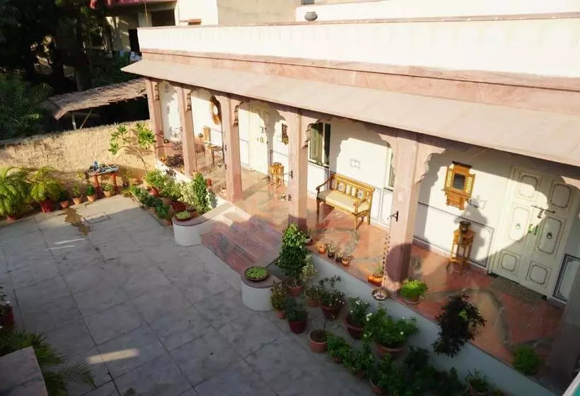 ベッドアンドブレックファースト Jaswant Niwas