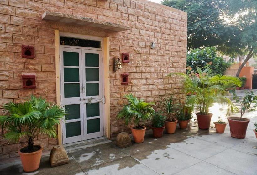 تختخواب و صبحانه Jaswant Niwas