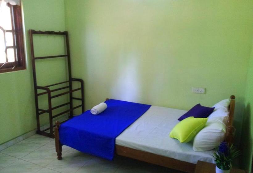 צימר Nisala Villa   Midigama