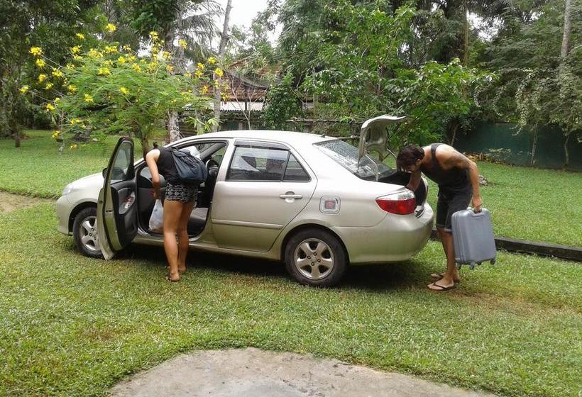 צימר Nisala Villa   Midigama