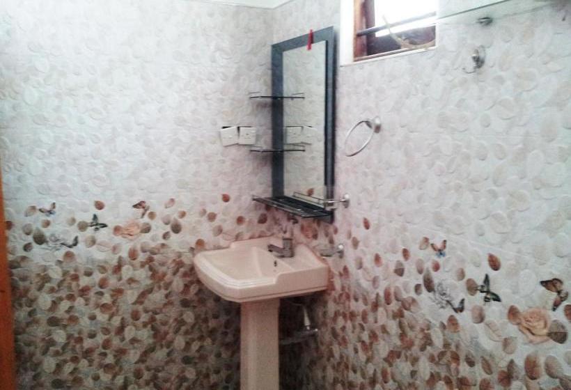 צימר Nisala Villa   Midigama