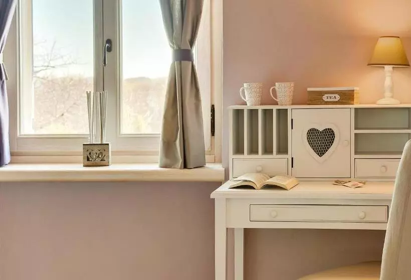 Aamiaismajoitus (B&B) Podere Demetra