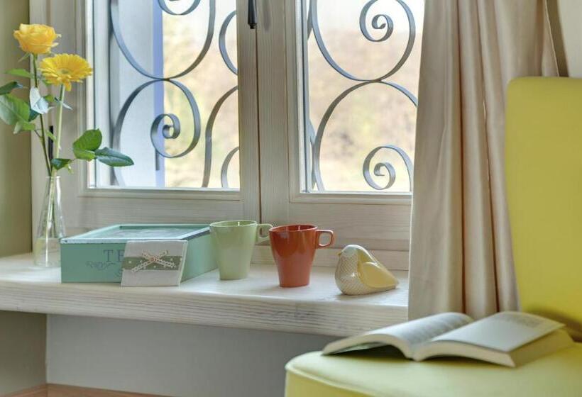 مبيت وإفطار Podere Demetra