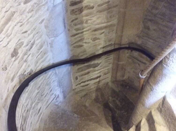 فندق Hôtel Le Saint Yves