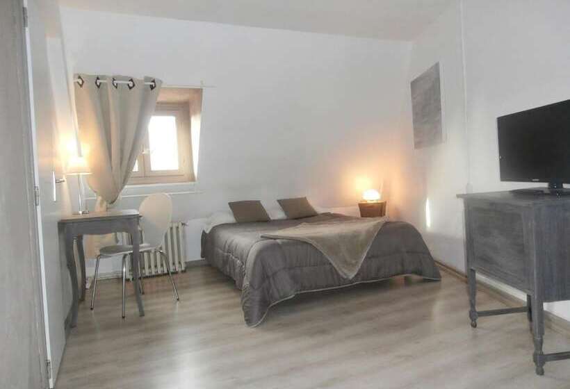 فندق Hôtel Le Saint Yves