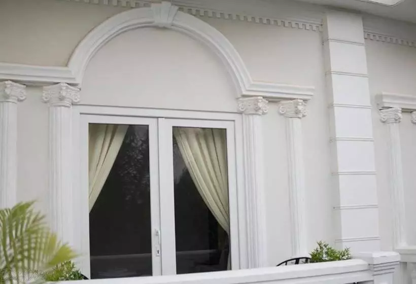 هتل La Fortress Boutique