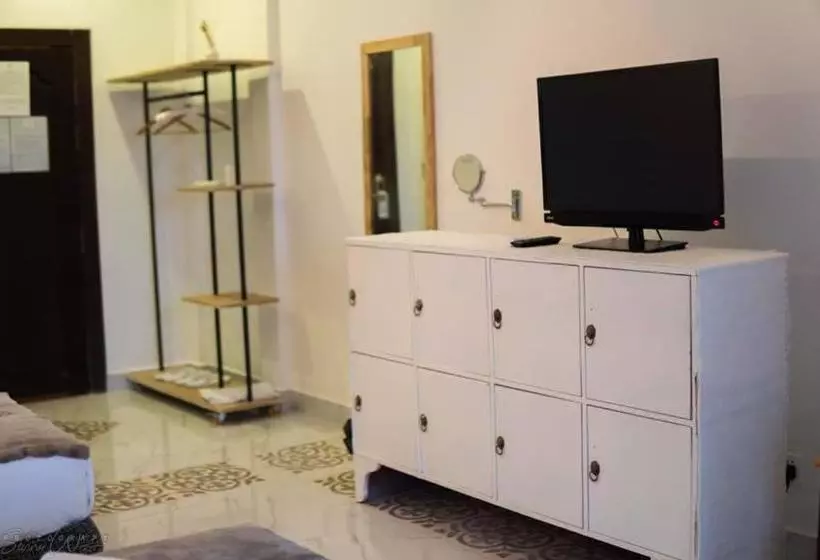 هتل La Fortress Boutique