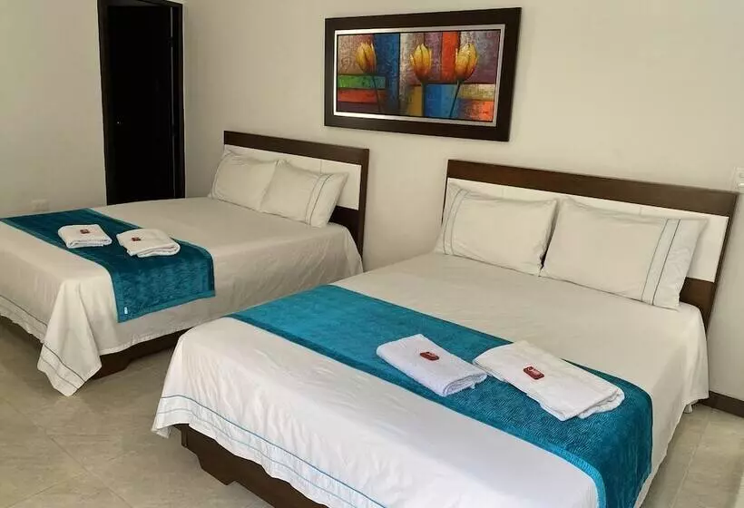 Hotelli Manantial