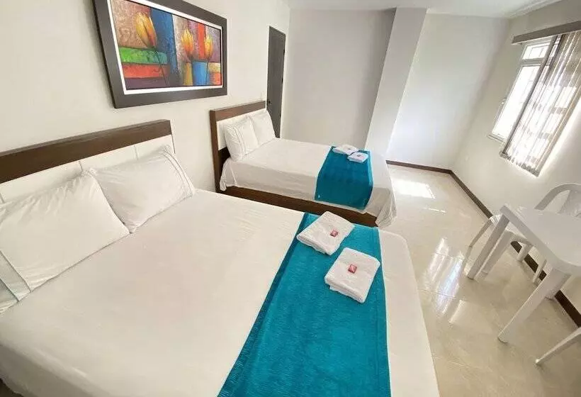 Hotelli Manantial