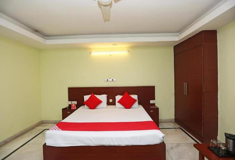 ホテル Swagat Palace