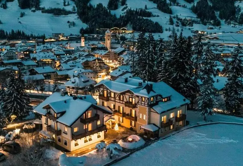 ホテル Villa Waldheim