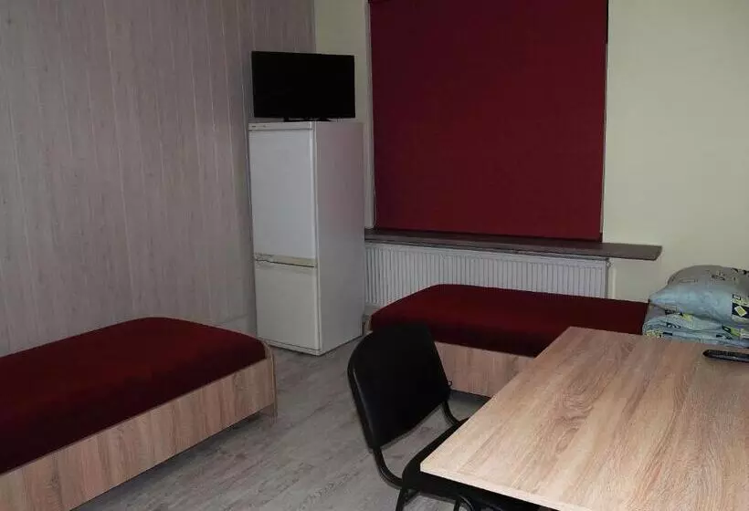 مُتل Hostelis Laurita