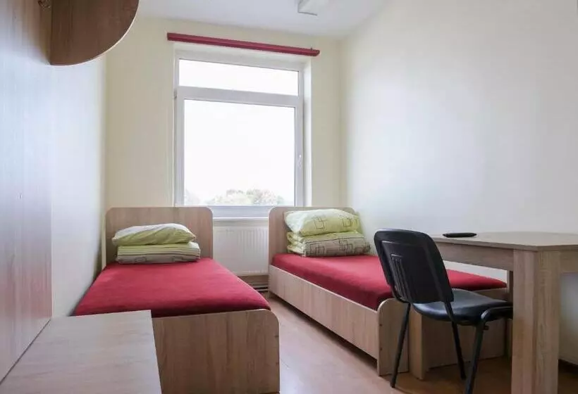 مُتل Hostelis Laurita