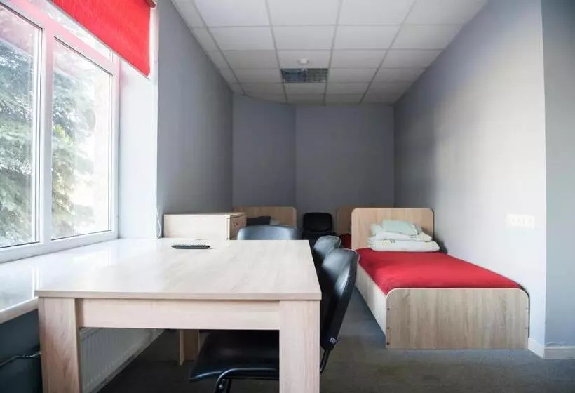 مُتل Hostelis Laurita