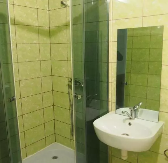 مُتل Hostelis Laurita