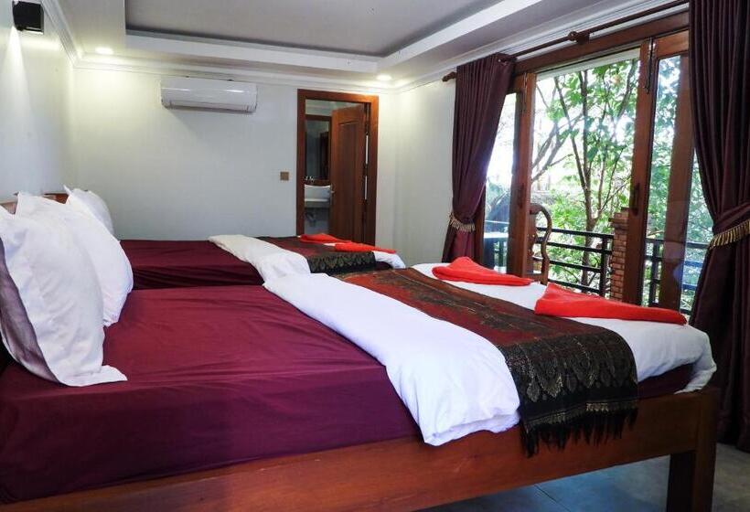 منتجع Bamboo Bungalow