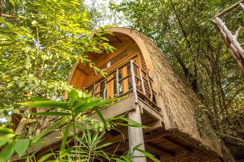 استراحتگاه Bamboo Bungalow