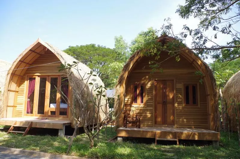 استراحتگاه Bamboo Bungalow