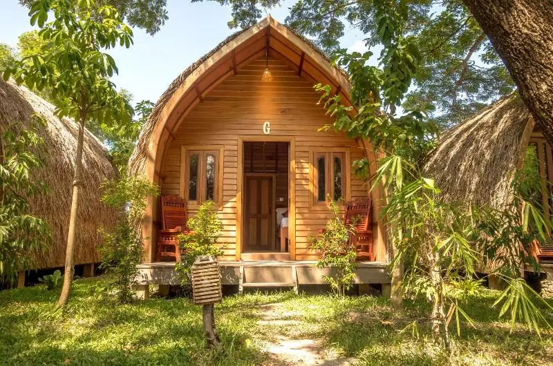 استراحتگاه Bamboo Bungalow
