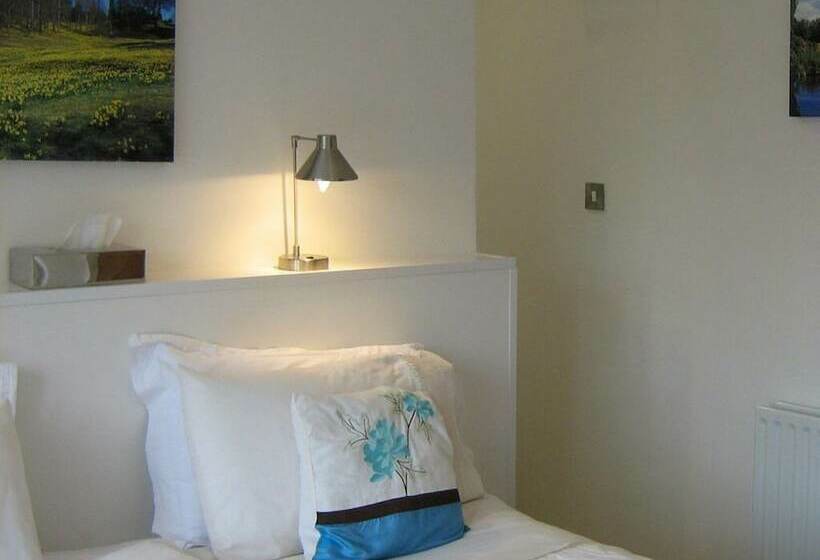 Savannah Bed And Breakfast