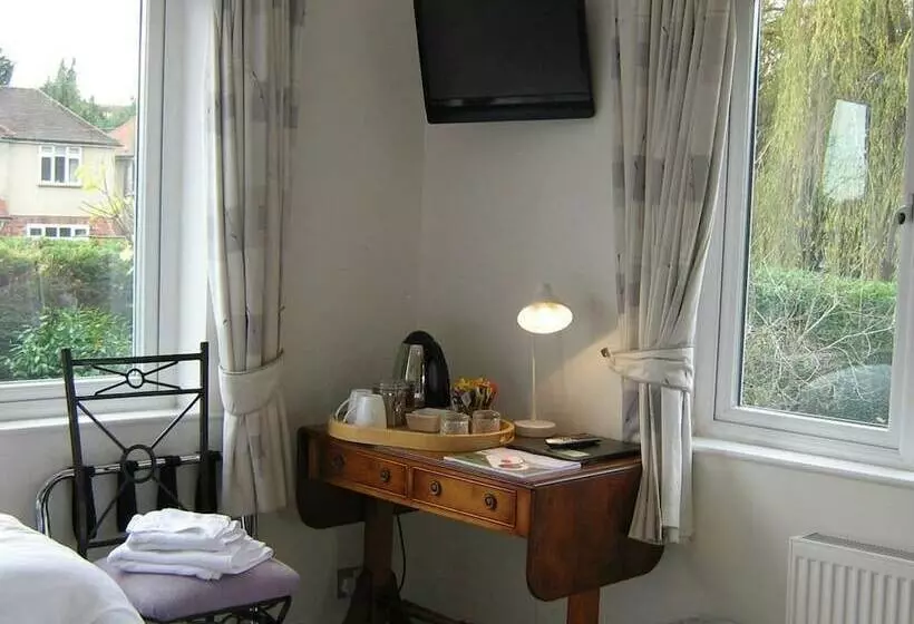 Savannah Bed And Breakfast