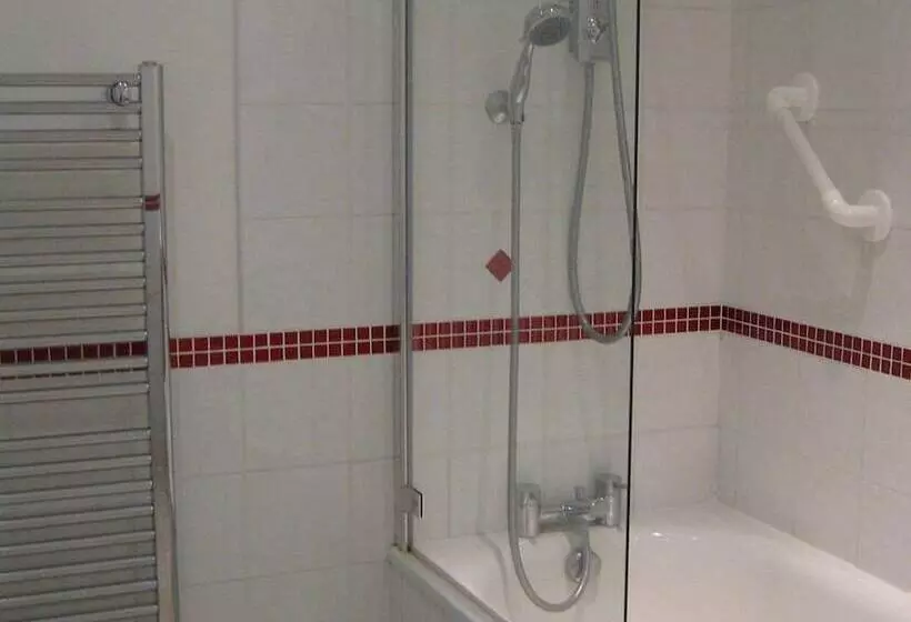 Savannah Bed And Breakfast