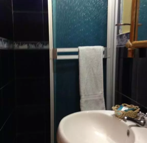 Retkeilymaja Hostal Surf Olón