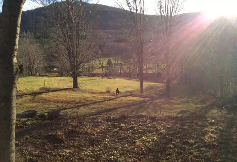 Aamiaismajoitus (B&B) Georgian Garden