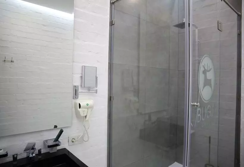Bugu Hotel Bishkek