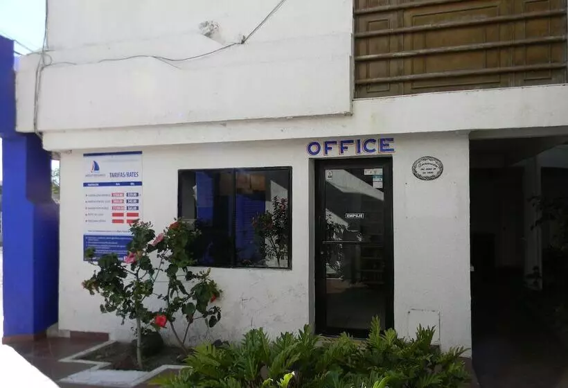 Hotelli Mediterraneo