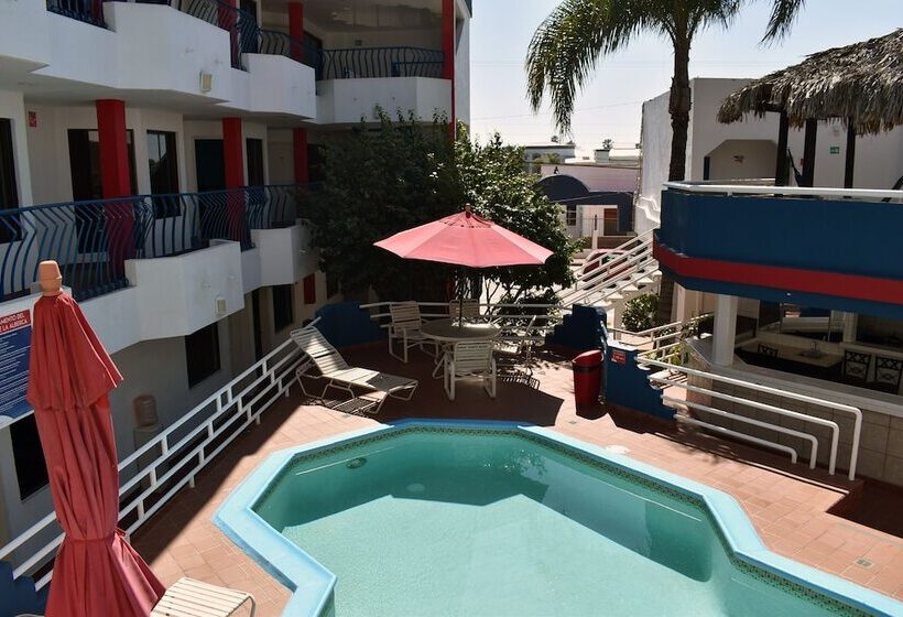 فندق Mediterraneo