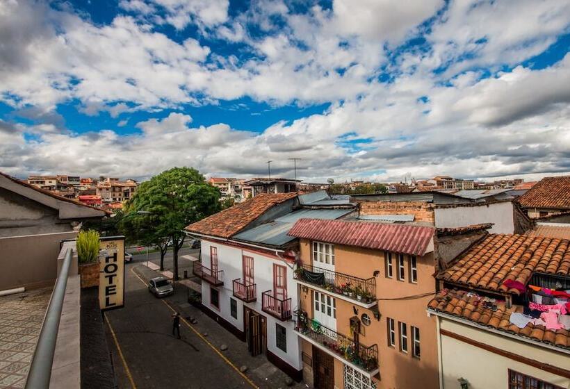 בית מלון כפרי San Rocke House