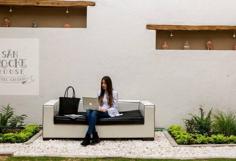 בית מלון כפרי San Rocke House