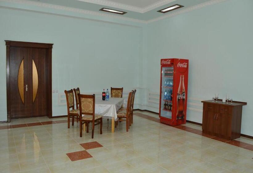 Отель Shokhjakhon