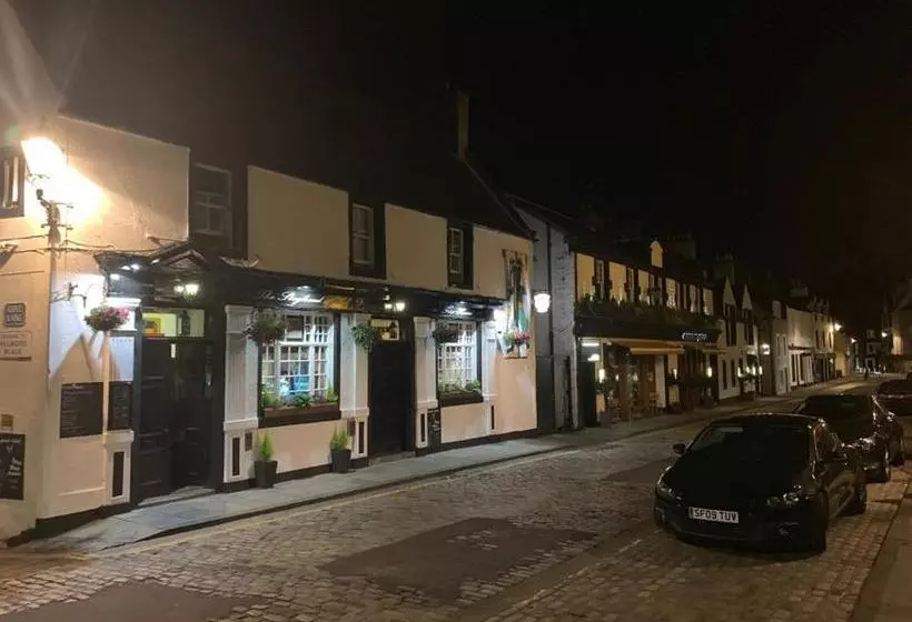 هتل The Stag Head