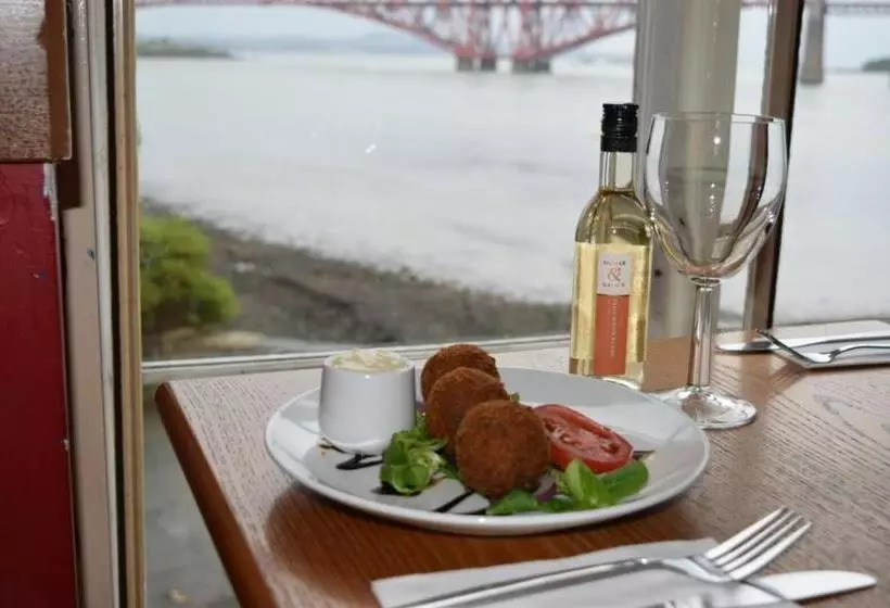 هتل The Stag Head