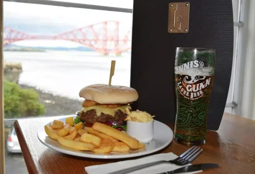 هتل The Stag Head