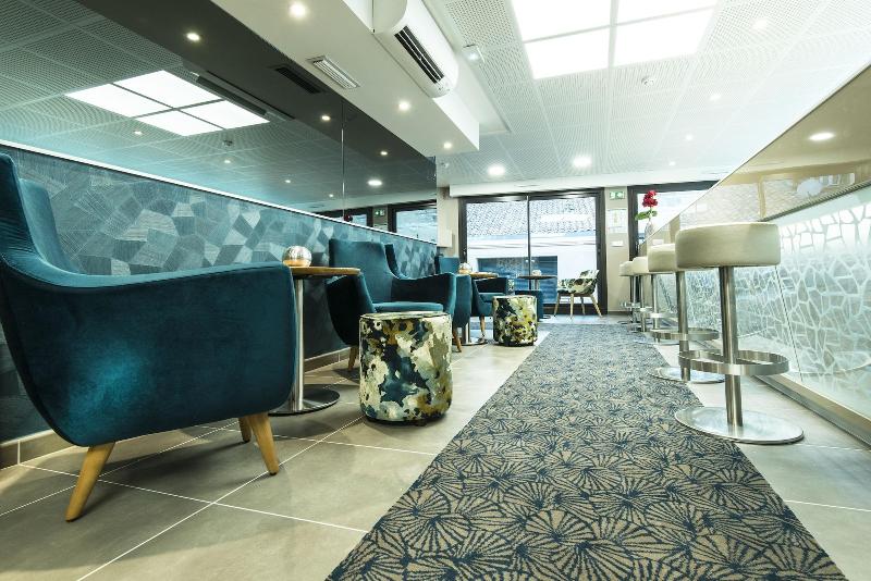 בית מלון כפרי Unique Hôtel Résidence & Spa