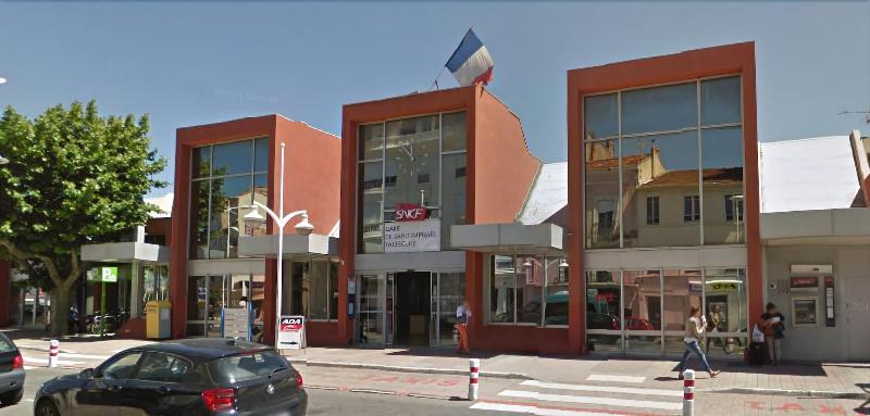 בית מלון כפרי Unique Hôtel Résidence & Spa