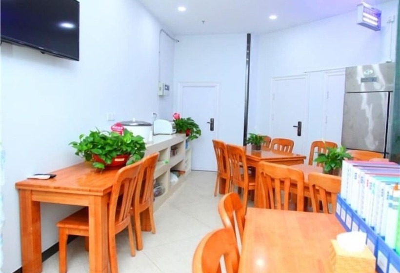 Hotell Vatica Beijing Chaoyang West Dawang Rd Jiulongshan Metro Station