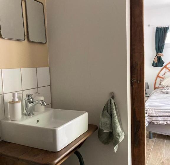 Bed and Breakfast Maison D Hôtes La Villa Madeleine