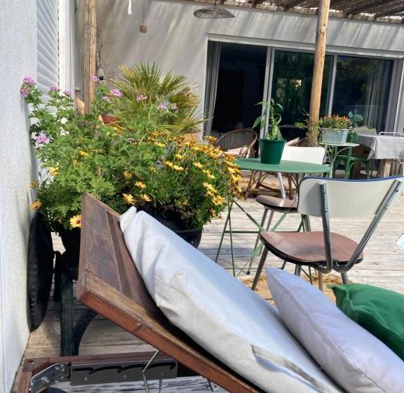 Bed and Breakfast Maison D Hôtes La Villa Madeleine