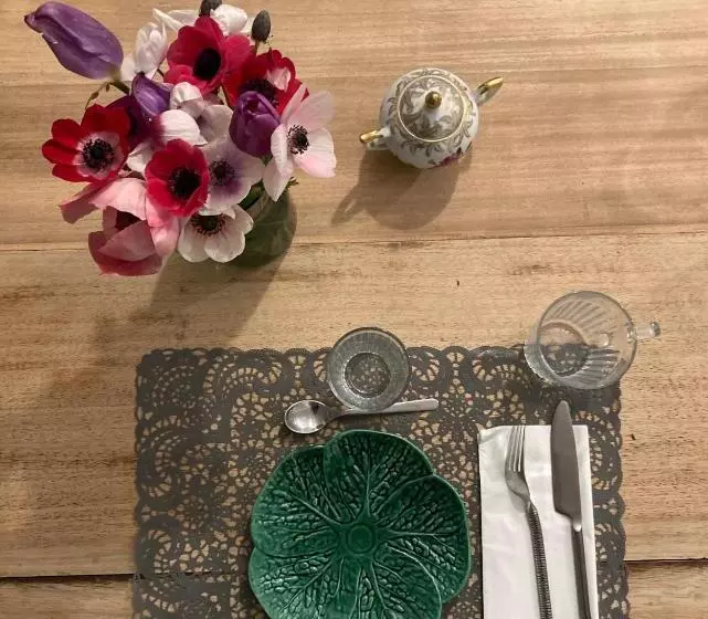 ベッドアンドブレックファースト Maison D Hôtes La Villa Madeleine