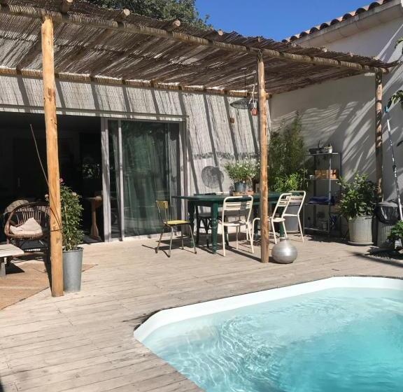 Bed and Breakfast Maison D Hôtes La Villa Madeleine