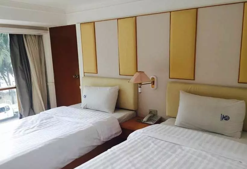 ホテル Bangsaen Resort