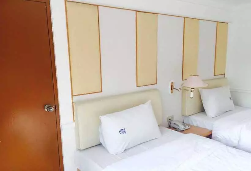 ホテル Bangsaen Resort