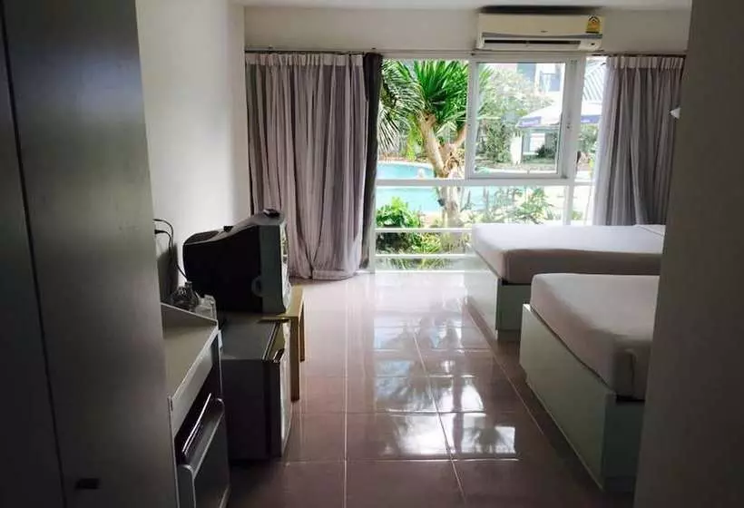 ホテル Bangsaen Resort