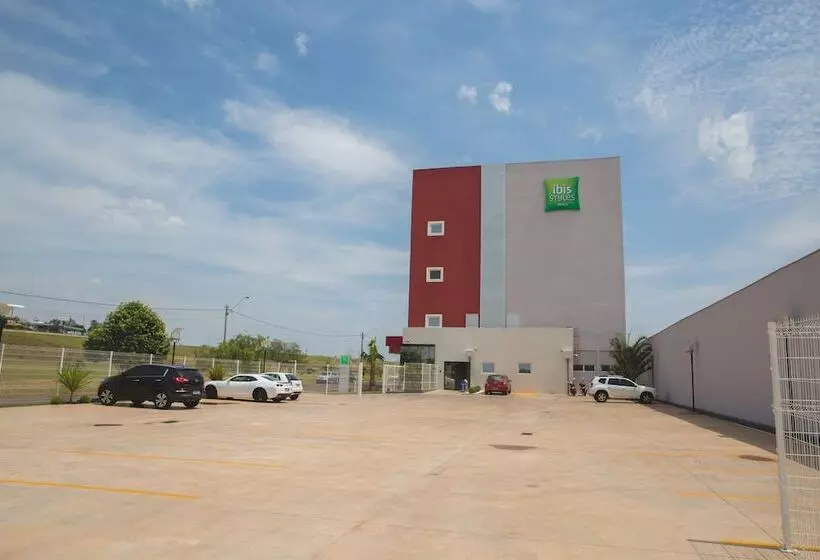 ホテル Ibis Styles Birigui