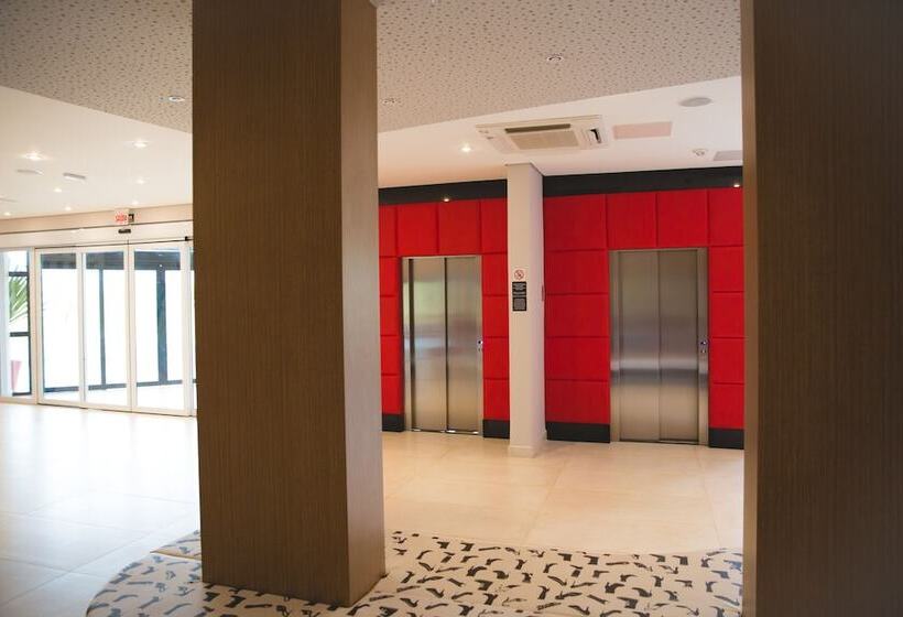 בית מלון כפרי Ibis Styles Birigui