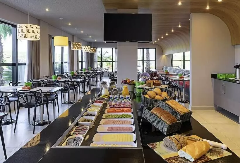 ホテル Ibis Styles Birigui